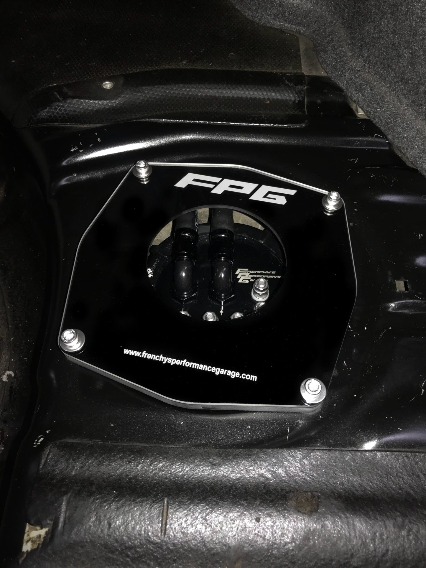 Nissan Fuel Tank Access Cover